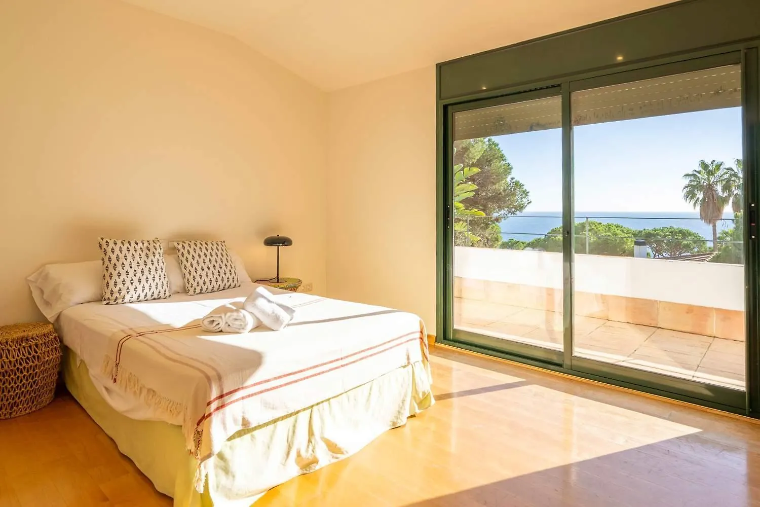 Villa Les Oliveres - Lux Houses Experience 료렛 드 마르 스페인