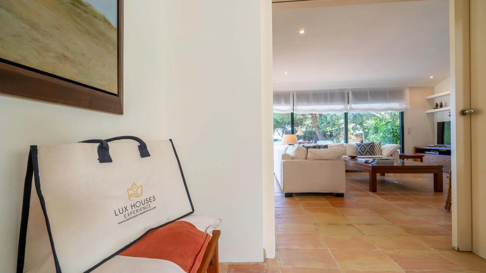 Villa Les Oliveres - Lux Houses Experience 료렛 드 마르 0*,  스페인